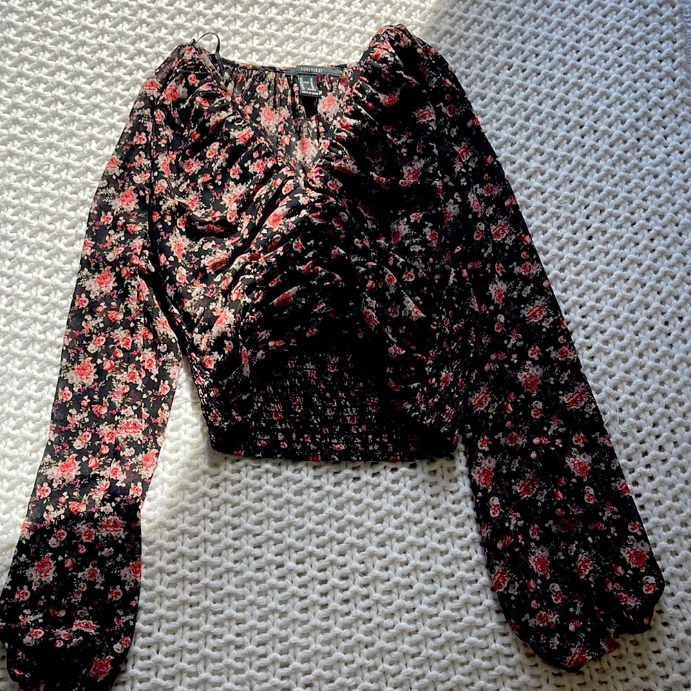 Black flower printed blouse. Never worn!